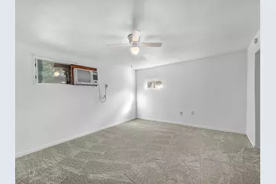 7938 Hammerly Boulevard, Houston, TX 77055 - Photo 14