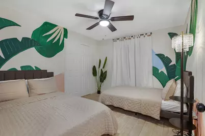 5819 Chrystell Lane, Houston, TX 77092 - Photo 14