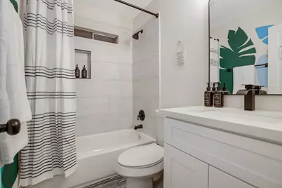 5819 Chrystell Lane, Houston, TX 77092 - Photo 16