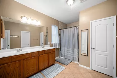 13835 Cane Valley Court, Houston, TX 77044 - Photo 24