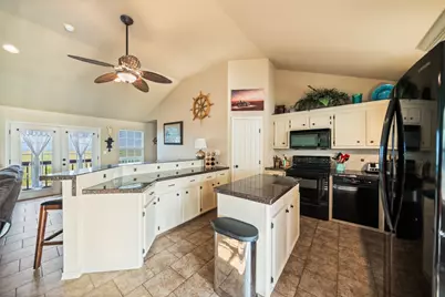 3190 Fm-2031, Matagorda, TX 77457 - Photo 8
