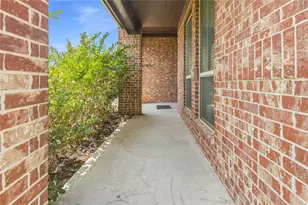 10126 N Whimbrel Cir, Conroe, TX 77385 - Photo 4