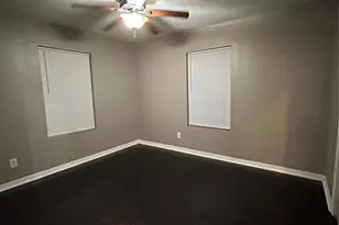 2717 Katherine St, La Marque, TX 77568 - Photo 4