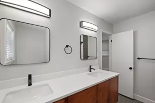 5911 Rutherglenn Dr, Houston, TX 77096 - Photo 12