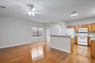 7814 Gladstone St, Houston, TX 77051 - Photo 4