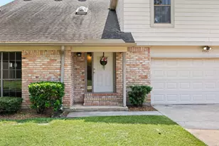 7705 Theissetta Dr, Spring, TX 77379 - Photo 2