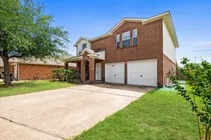 13723 Anwar Dr, Houston, TX 77083 - Photo 2