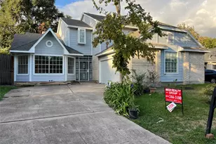12810 Ashford Meadow Dr, Houston, TX 77082 - Photo 2