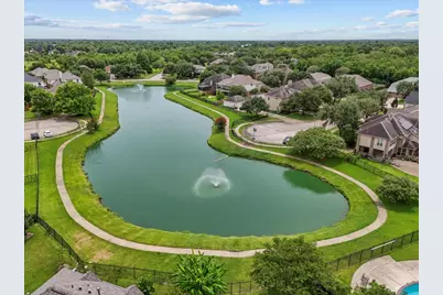 3902 Basil Court, Pearland, TX 77584 - Photo 48