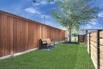 949 Lilly Flower Lane, Houston, TX 77091 - Photo 40