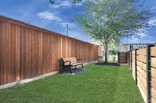 949 Lilly Flower Ln, Houston, TX 77091 - Photo 40