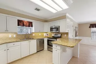 5619 Willow Walk St, Houston, TX 77069 - Photo 14