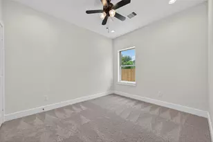 1105 Lyle W Ave, Cleveland, TX 77327 - Photo 26