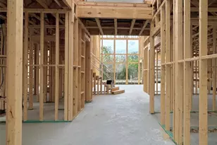 10418 Brinwood Dr, Houston, TX 77043 - Photo 8