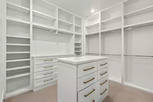 10418 Brinwood Dr, Houston, TX 77043 - Photo 22