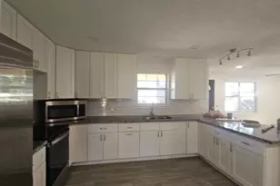 10101 Rebel Rd, Houston, TX 77016 - Photo 4