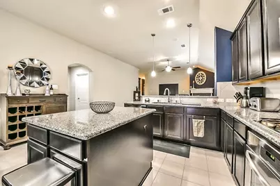 6810 Blue Glade Drive, Richmond, TX 77406 - Photo 8