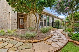 19507 Remington Manor St, Spring, TX 77379 - Photo 2