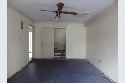 203 N Forest Drive, Willis, TX 77378 - Photo 10