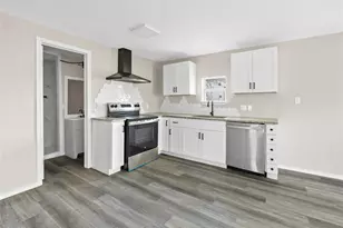 1360 Essex St, San Antonio, TX 78210 - Photo 6