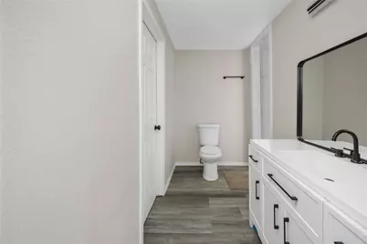 1360 Essex Street, San Antonio, TX 78210 - Photo 12