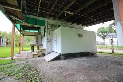 301 19th Avenue N, Texas City, TX 77590 - Photo 20