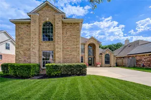 6727 Patricia St, Katy, TX 77493 - Photo 2