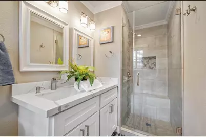 5026 Saxon Drive, Houston, TX 77092 - Photo 20