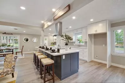 5026 Saxon Drive, Houston, TX 77092 - Photo 6