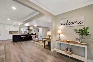 5026 Saxon Dr, Houston, TX 77092 - Photo 2