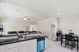 7243 Foxtail Mdw Ct, Humble, TX 77338 - Photo 8