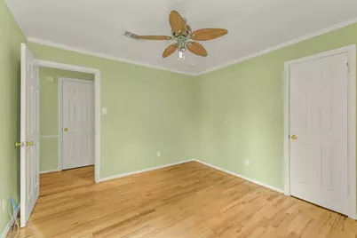9143 Penn Manor Ct Court, Houston, TX 77055 - Photo 32