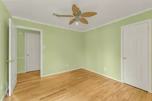 9143 Penn Manor Ct Ct, Houston, TX 77055 - Photo 32