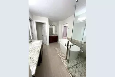 256 Westcott Street, Houston, TX 77007 - Photo 8