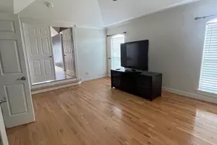 256 Westcott St, Houston, TX 77007 - Photo 10