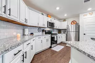 21215 Gulf Front Dr, Cypress, TX 77433 - Photo 4