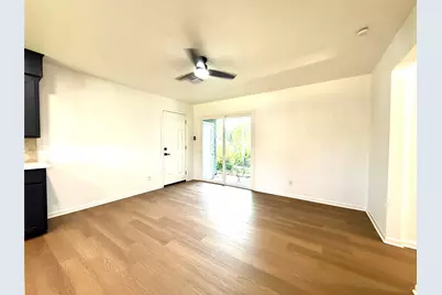 129 Chestnut Street, Lake Jackson, TX 77566 - Photo 4