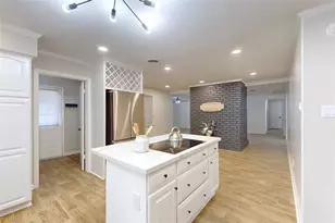 226 Driftwood Dr, Seabrook, TX 77586 - Photo 10