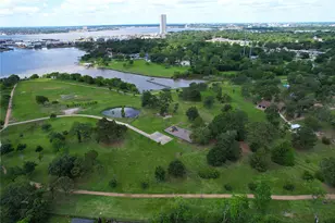 226 Driftwood Dr, Seabrook, TX 77586 - Photo 40
