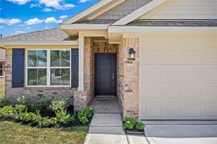20048 Swinley Forest Dr, Cleveland, TX 77327 - Photo 2