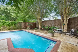 5591 Beverly Hill St, Houston, TX 77056 - Photo 4