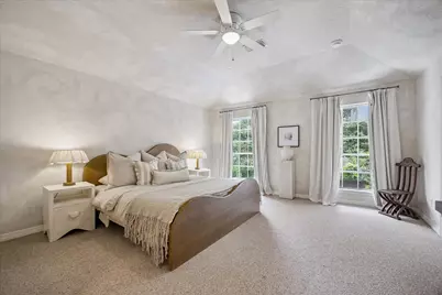 5591 Beverlyhill Street, Houston, TX 77056 - Photo 12