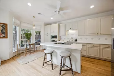 5591 Beverlyhill Street, Houston, TX 77056 - Photo 6