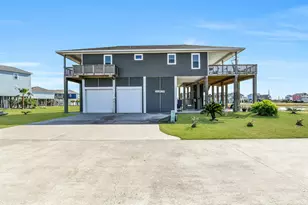 3730 Mendocino Dr, Galveston, TX 77554 - Photo 2
