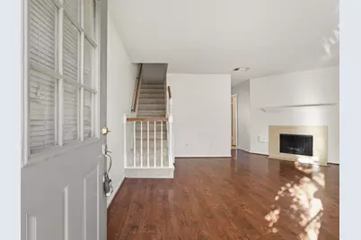 2808 Grants Lake Boulevard #405, Sugar Land, TX 77479 - Photo 2