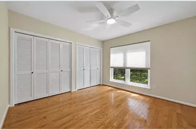 2238 S Piney Point Road #109, Houston, TX 77063 - Photo 16