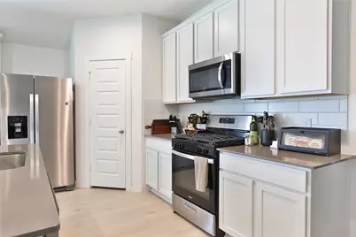 31615 Chollerford Court, Fulshear, TX 77441 - Photo 8