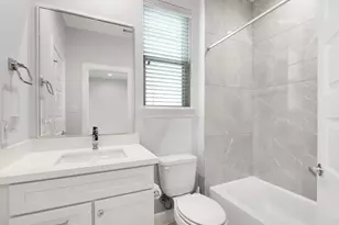 2727 Clinton Dr, Houston, TX 77020 - Photo 20