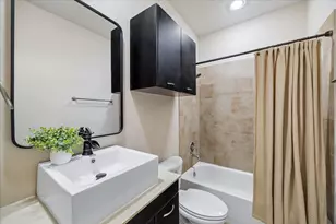 5610 Kiam St, Houston, TX 77007 - Photo 14