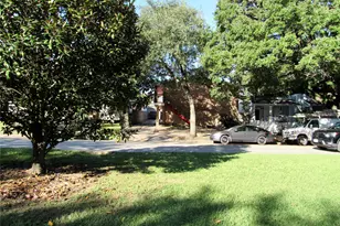 907 Heights Blvd, Houston, TX 77008 - Photo 2